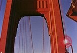 Standbild Golden Gate Bridge San Francisco California USA, 1958, aus Sekunde 15 historischem Filmmaterial Videoclip 65675041888