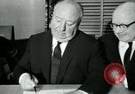 Immagine di Alfred Hitchcock United States USA, 1963, secondo 30 filmato di repertorio 65675041907