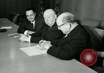 Immagine di Alfred Hitchcock United States USA, 1963, secondo 45 filmato di repertorio 65675041907