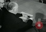 Immagine di Alfred Hitchcock United States USA, 1963, secondo 59 filmato di repertorio 65675041907