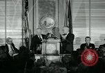Immagine di Alfred Hitchcock United States USA, 1963, secondo 12 filmato di repertorio 65675041909