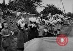 Standbild deutsche Truppen Frankreich, 1944, aus Sekunde 37 historischem Filmmaterial Videoclip 65675041930