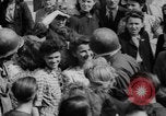 Standbild deutsche Truppen Frankreich, 1944, aus Sekunde 45 historischem Filmmaterial Videoclip 65675041930