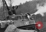 Standbild der Ardennerschlacht Western Front europäischen Theater, 1944, aus Sekunde 56 historischem Filmmaterial Videoclip 65675041938