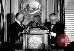 Image Alfred Hitchcock United States USA, 1963, de la seconde 12 séquences d'archives historiques vidéo 65675041947