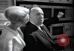 Image Alfred Hitchcock New York City USA, 1963, de la seconde 18 séquences d'archives historiques vidéo 65675041948