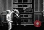 Image Alfred Hitchcock New York City USA, 1963, de la seconde 21 séquences d'archives historiques vidéo 65675041948