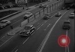 Immagine di South Broadway shopping Los Angeles Los Angeles California USA, 1950, secondo 55 filmato di repertorio 65675041962