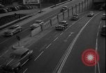 Immagine di South Broadway shopping Los Angeles Los Angeles California USA, 1950, secondo 59 filmato di repertorio 65675041962