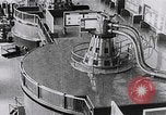 Immagine di In che modo il motion picture proiettori telecamere e audio ottico funziona United States USA, 1939, secondo 60 filmato di repertorio 65675041965