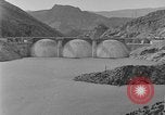 Immagine di Calvin Coolidge alla diga di Coolidge dedizione San Carlos Arizona USA, 1930, secondo 11 filmato di repertorio 65675041966