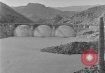 Immagine di Calvin Coolidge alla diga di Coolidge dedizione San Carlos Arizona USA, 1930, secondo 13 filmato di repertorio 65675041966