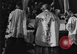 Standbild Kongress der Eucharistie Manila Philippinen, 1930, aus Sekunde 38 historischem Filmmaterial Videoclip 65675041968