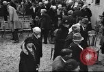 Standbild Goldene Hochzeit Party Marysville California USA, 1930, aus Sekunde 18 historischem Filmmaterial Videoclip 65675041969