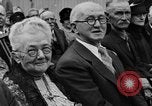 Standbild Goldene Hochzeit Party Marysville California USA, 1930, aus Sekunde 31 historischem Filmmaterial Videoclip 65675041969