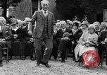 Standbild Goldene Hochzeit Party Marysville California USA, 1930, aus Sekunde 34 historischem Filmmaterial Videoclip 65675041969