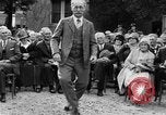 Standbild Goldene Hochzeit Party Marysville California USA, 1930, aus Sekunde 36 historischem Filmmaterial Videoclip 65675041969