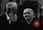 Standbild Goldene Hochzeit Party Marysville California USA, 1930, aus Sekunde 43 historischem Filmmaterial Videoclip 65675041969