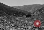 Standbild Yak Schlacht Kumbum Tibet, 1930, aus Sekunde 27 historischem Filmmaterial Videoclip 65675041972
