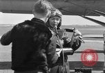 Standbild Elinor Smith Mineola New York USA, 1931, aus Sekunde 14 historischem Filmmaterial Videoclip 65675041977