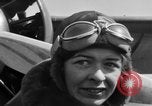 Standbild Elinor Smith Mineola New York USA, 1931, aus Sekunde 32 historischem Filmmaterial Videoclip 65675041977