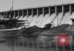 Standbild Bagnell Dam Missouri United States USA, 1931, aus Sekunde 25 historischem Filmmaterial Videoclip 65675041980