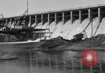 Standbild Bagnell Dam Missouri United States USA, 1931, aus Sekunde 26 historischem Filmmaterial Videoclip 65675041980
