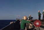 Standbild USS Constellation Yankee Station Vietnam, 1967, aus Sekunde 25 historischem Filmmaterial Videoclip 65675042008