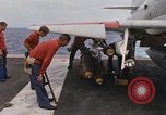 Standbild USS Constellation Golf von Tonkin Vietnam, 1967, aus Sekunde 57 historischem Filmmaterial Videoclip 65675042010