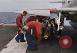 Standbild USS Constellation Golf von Tonkin Vietnam, 1967, aus Sekunde 62 historischem Filmmaterial Videoclip 65675042010