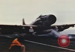 Standbild United States Navy Flugzeuge North Vietnam, 1968, aus Sekunde 12 historischem Filmmaterial Videoclip 65675042014