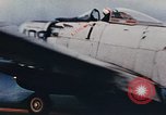 Standbild United States Navy Flugzeuge North Vietnam, 1968, aus Sekunde 25 historischem Filmmaterial Videoclip 65675042014