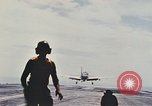 Standbild United States Navy Flugzeuge North Vietnam, 1968, aus Sekunde 32 historischem Filmmaterial Videoclip 65675042014