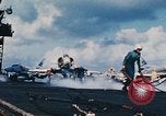 Standbild United States Navy Flugzeuge North Vietnam, 1968, aus Sekunde 10 historischem Filmmaterial Videoclip 65675042015