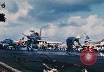 Standbild United States Navy Flugzeuge North Vietnam, 1968, aus Sekunde 14 historischem Filmmaterial Videoclip 65675042015