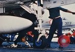 Standbild United States Navy Flugzeuge North Vietnam, 1968, aus Sekunde 29 historischem Filmmaterial Videoclip 65675042015