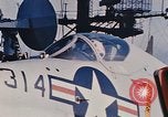 Standbild United States Navy Flugzeuge North Vietnam, 1968, aus Sekunde 55 historischem Filmmaterial Videoclip 65675042015