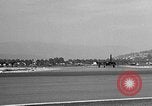 Standbild USAF Search and Rescue Team bereitet abzuweichen Nice Frankreich, 1954, aus Sekunde 8 historischem Filmmaterial Videoclip 65675042027