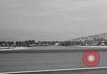 Standbild USAF Search and Rescue Team bereitet abzuweichen Nice Frankreich, 1954, aus Sekunde 21 historischem Filmmaterial Videoclip 65675042027