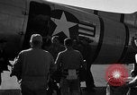 Standbild USAF Search and Rescue Team bereitet abzuweichen Nice Frankreich, 1954, aus Sekunde 62 historischem Filmmaterial Videoclip 65675042027