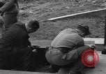 Standbild Suche Für abgestürzte USAF C-47 Flugzeuge San Giacomo di Entracque Italien, 1954, aus Sekunde 40 historischem Filmmaterial Videoclip 65675042032