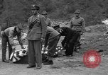 Standbild Suche Für abgestürzte USAF C-47 Flugzeuge San Giacomo di Entracque Italien, 1954, aus Sekunde 50 historischem Filmmaterial Videoclip 65675042032