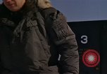 Immagine di Salvataggio di B-52 crash superstiti Bangor Maine USA, 1963, secondo 41 filmato di repertorio 65675042037