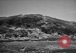 Standbild Höhlen Okinawa Ryukyu Inseln, 1945, aus Sekunde 12 historischem Filmmaterial Videoclip 65675042101