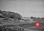 Standbild Höhlen Okinawa Ryukyu Inseln, 1945, aus Sekunde 26 historischem Filmmaterial Videoclip 65675042101