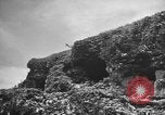 Standbild Höhlen Okinawa Ryukyu Inseln, 1945, aus Sekunde 27 historischem Filmmaterial Videoclip 65675042101