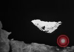 Standbild Höhlen Okinawa Ryukyu Inseln, 1945, aus Sekunde 53 historischem Filmmaterial Videoclip 65675042101
