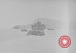 Standbild Landungsboote Tanks Okinawa Ryukyu Inseln, 1945, aus Sekunde 1 historischem Filmmaterial Videoclip 65675042110