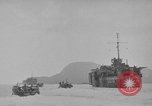 Standbild Landungsboote Tanks Okinawa Ryukyu Inseln, 1945, aus Sekunde 7 historischem Filmmaterial Videoclip 65675042110