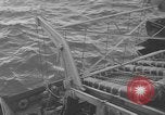 Standbild Landungsboote Tanks Okinawa Ryukyu Inseln, 1945, aus Sekunde 25 historischem Filmmaterial Videoclip 65675042110